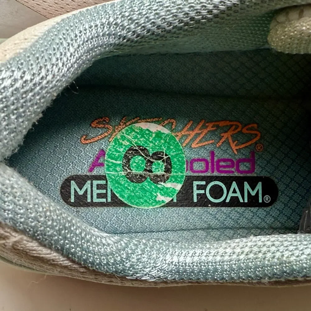Skechers Glide Step Altus Sneakers Womens Sz 8 White Sporty Lightweight‎ K.7.4